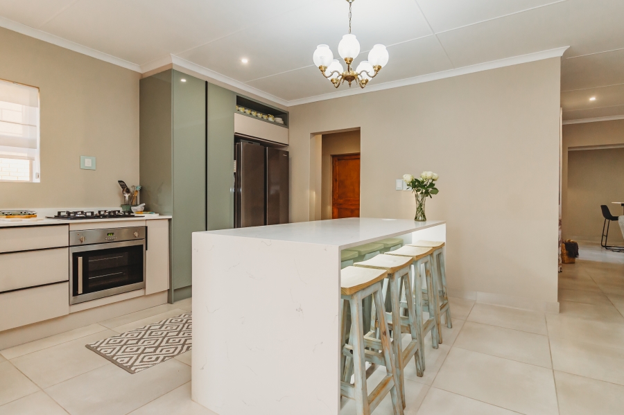 3 Bedroom Property for Sale in Heather Park Western Cape